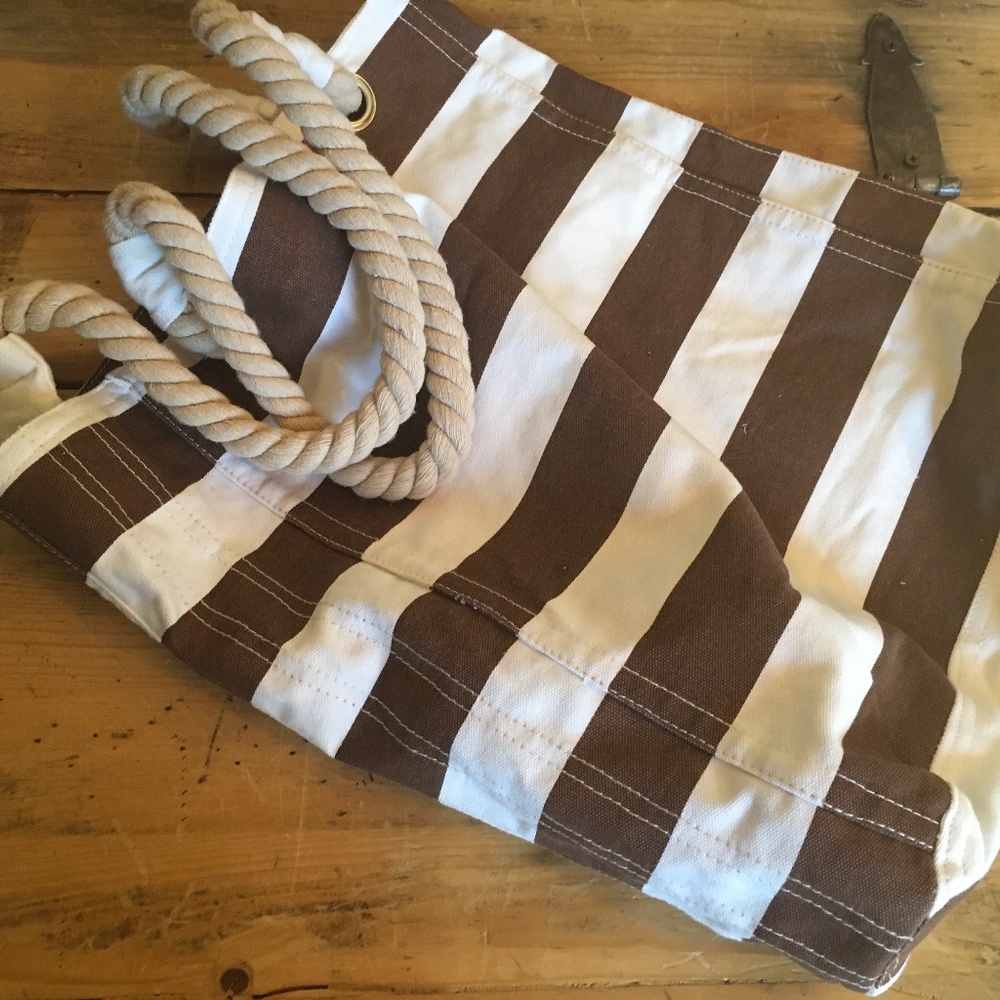 Beach Bound Bag With Rope Handles - image 5